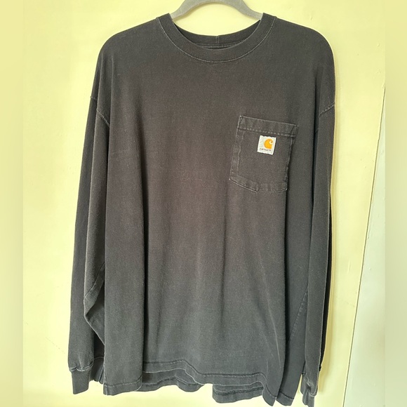 Black Longsleeve Carhartt - Picture 1 of 4